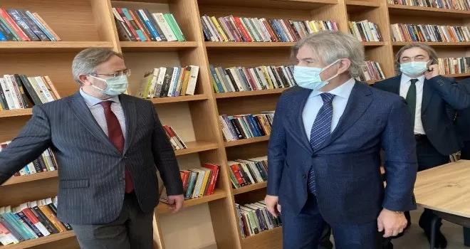 İstanbul’un 2’nci AVM kütüphanesi açıldı
