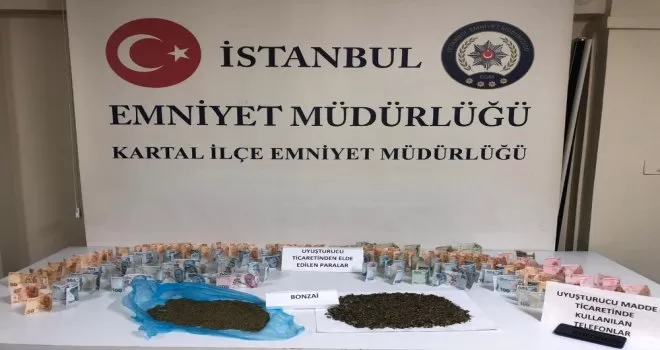 İstanbul’un 4 ilçesinde sokak satıcılarına yönelik operasyon
