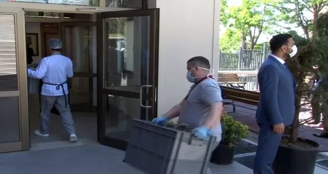 İtalyanlardan Türk sağlık çalışanlarına teşekkür yemeği
