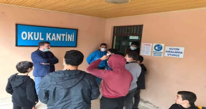 “İyi not öğrencilerden, çay-tost Recep abilerinden”
