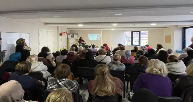 İZMEK kursiyerlerine ’uyuşturucu ile mücadele’ eğitimi