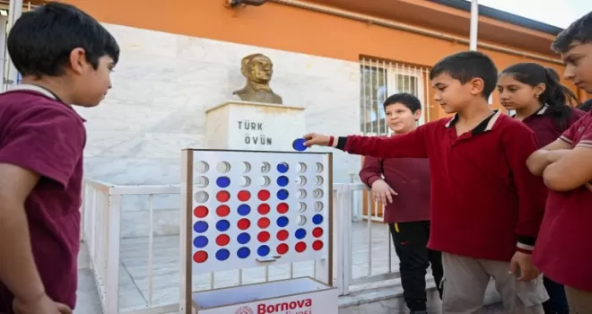 İzmir Bornova’da eğitime destek sürüyor