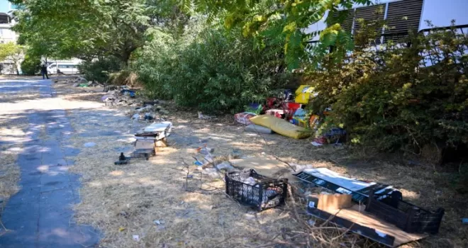 İzmir Bornova’daki 166 yıllık köşk çevresindeki atıl alan temizlendi