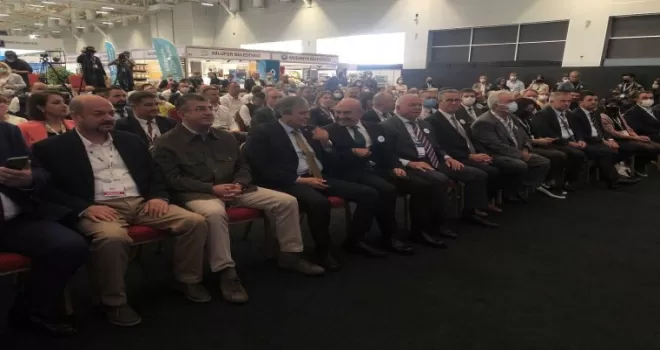 İzmir Büyükşehir Belediyesi Tarımsal Kalkınma Zirvesi’nde
