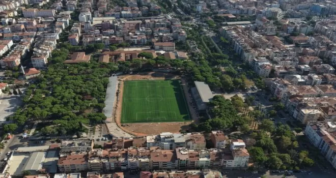 İzmir Büyükşehir’den Ödemiş Saraçoğlu Stadı’na yepyeni zemin