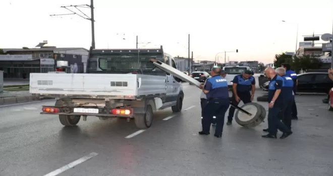 İzmir Çiğli zabıtasından kapsamlı pazar denetimi