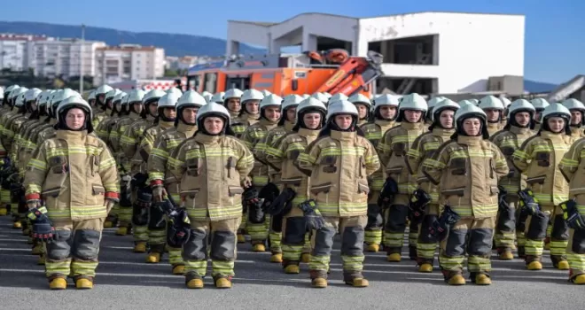 İzmir’de 139 yeni ateş savaşçıları göreve başladı