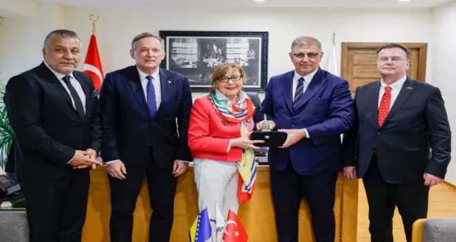 İzmir’de anlamlı bir buluşma gerçekleşti