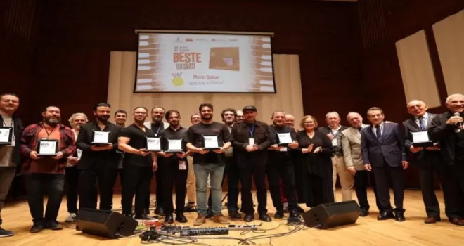 İzmir’de ’Bilgisayarla Beste Yarışması’ finali yapıldı