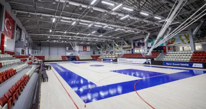 İzmir’de Celal Atik Spor Salonu yenilendi