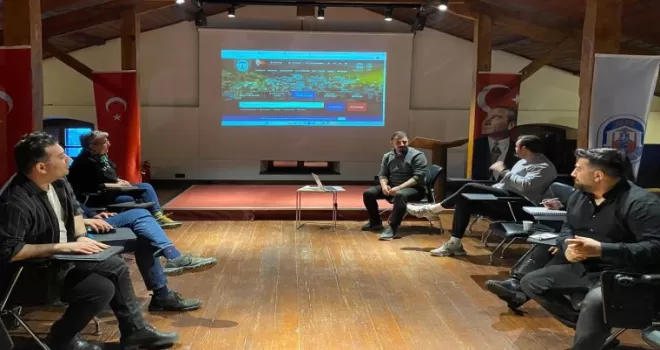 İzmir Efes Selçuk’ta gençlik ağı kuruldu