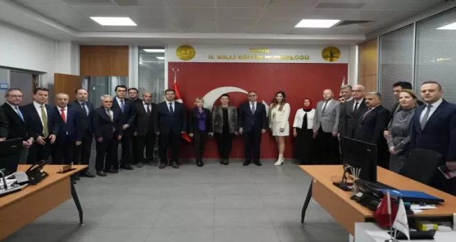 İzmir İl Millî Eğitim’de bayramlaşma coşkusu