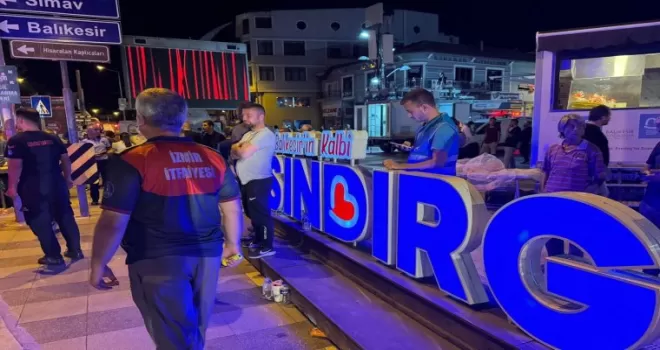 İzmir İtfaiyesi Balıkesir görevinde