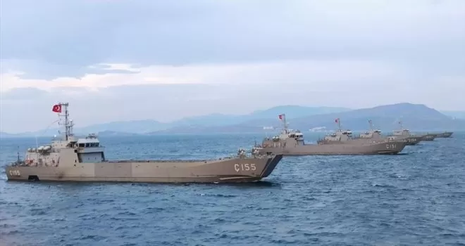 İzmir Körfezi’nde Amfibi Hazırlık Eğitimleri icra edildi
