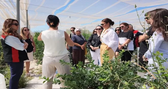 İzmir Tire’de Berry Hill Çiftliği’ne teknik gezi