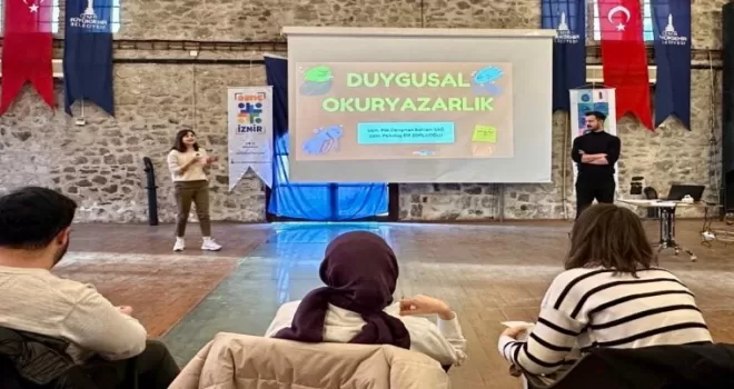İzmirli gençler “Duygusal Okuryazarlık Atölyesi“ ile farkındalık kazandı