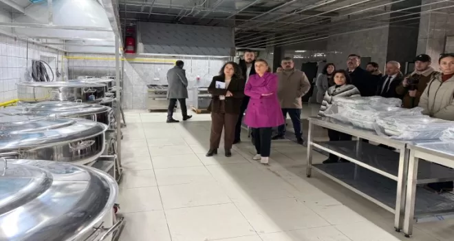 İzmit’te dayanışma sofraları daha da büyüyecek