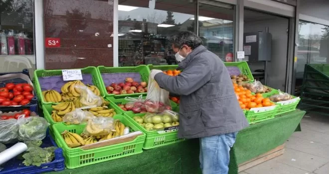 Jandarmadan marketlerde korona virüs denetimi
