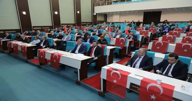 Kâğıthane Belediye Meclisi şehitleri andı
