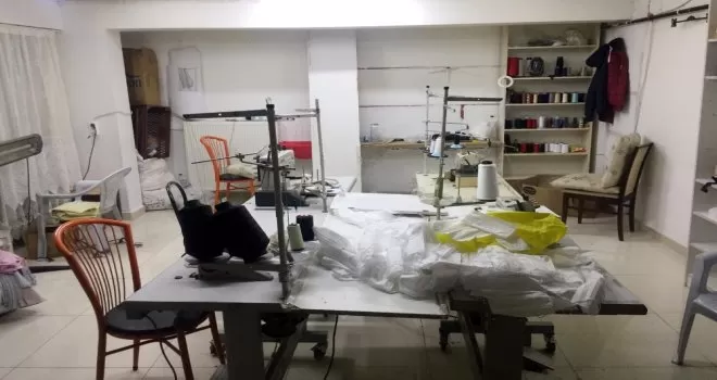 Kaçak maske üreten iş yeri mühürlendi
