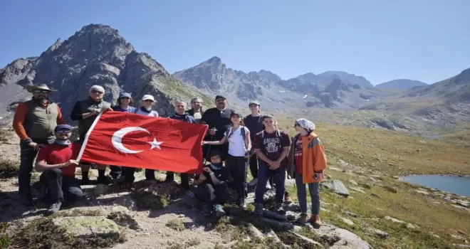 Kaçkar’da ağrı tedavisi için farkındalık tırmanışı
