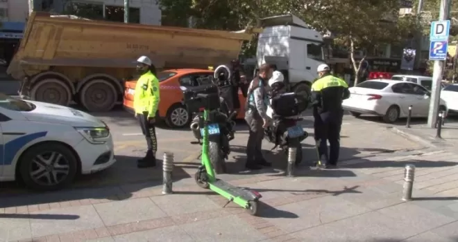 Kadıköy’de elektrikli scooter denetimi gerçekleştirildi
