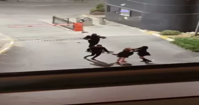 Kadınların saç baş kavgası kamerada
