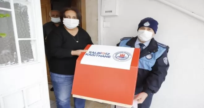 Kağıthane Belediyesi sokak hayvanlarını kıştan koruyor
