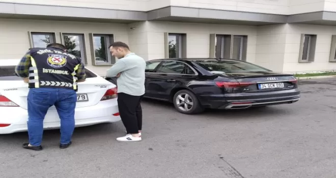 Kağıthane’de emniyet şeridini ihlal eden sürücüye ceza

