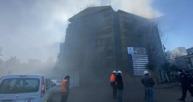 Kağıthane’de korkutan yangın
