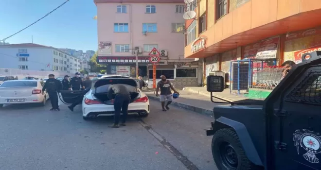 Kağıthane polisinden dar alan uygulaması
