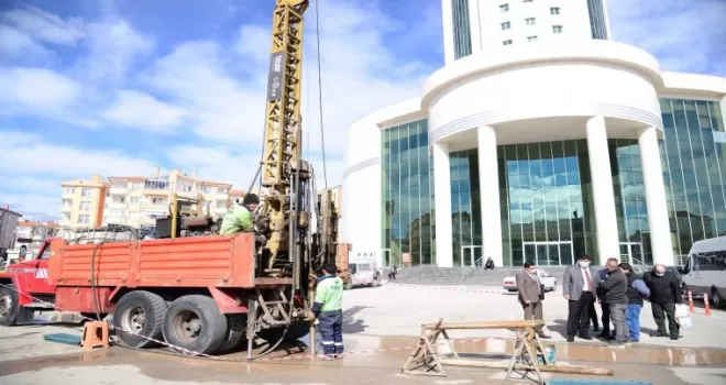 Kahramankazan Belediyesi tarafından ilçeye kent meydanı kazandırılacak
