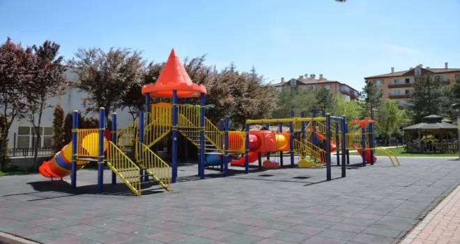 Kahramankazan’da parklar rengarenk
