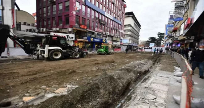 Kahramanmaraş Caddesi’nin yayalaştırılması çalışmaları başladı
