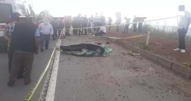 Kaldırımda fındık kurutanlara araç çarptı: 1 ölü, 2 yaralı
