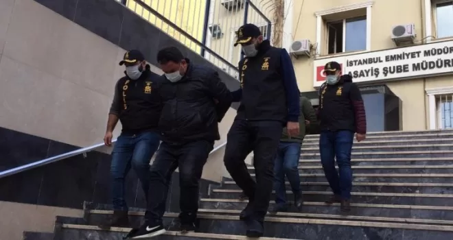 Kameralara yansıyan şüpheliler yakalandı
