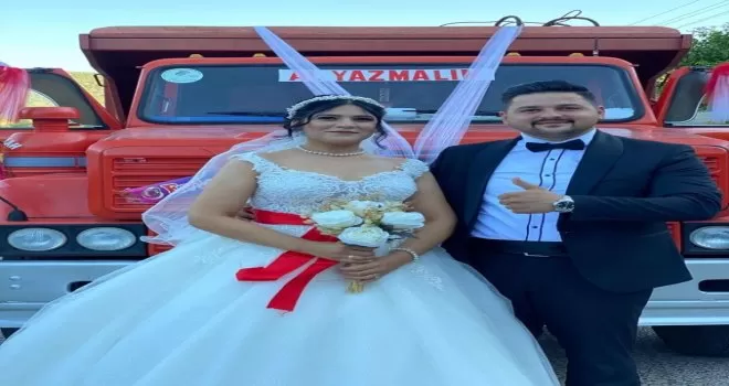 Kamyon gelin arabası oldu
