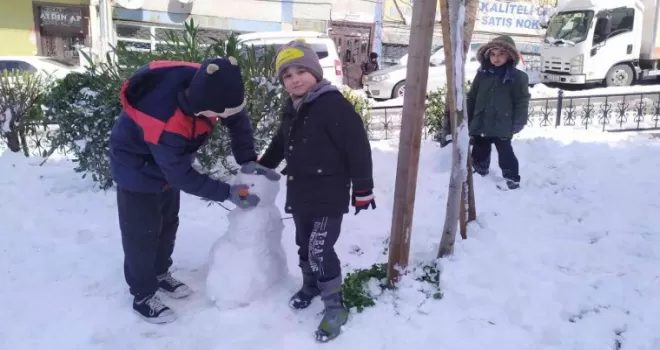 Kar tatili çocuklara yaradı
