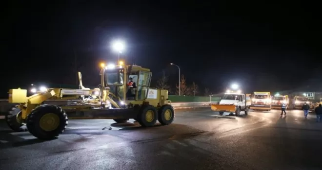 Kar yağışı uyarısı ekipleri alarma geçirdi
