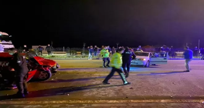 Karadeniz sahil yolunda kaza: 1 ölü, 4 yaralı
