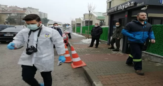 Kartal’da evinden çıkan kişiye sokak ortasında silahlı saldırı
