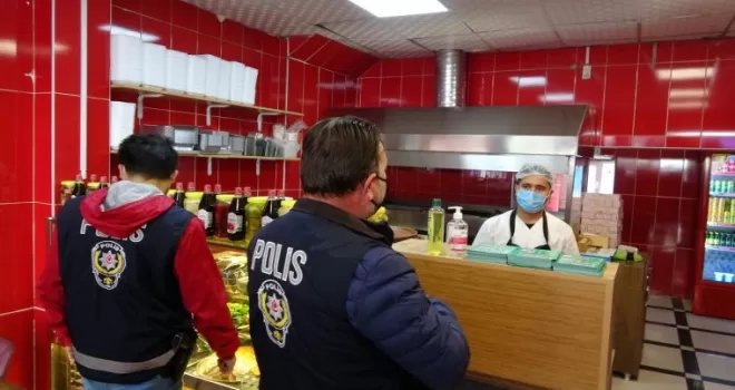 Kartal’da iş yerlerinde korona virüs denetimi
