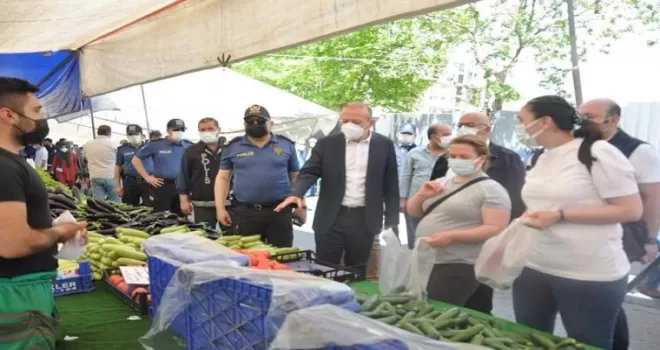 Kartal’da pazarlara korona virüs denetimi
