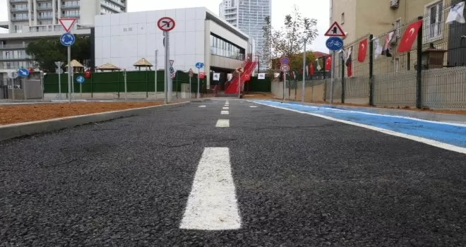 Kartallı çocuklara Trafik Eğitim Parkı
