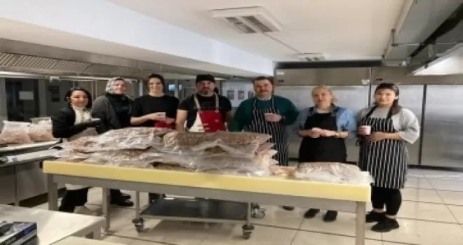 Kastamonu Üniversitesinden deprem bölgelerine gıda yardımı
