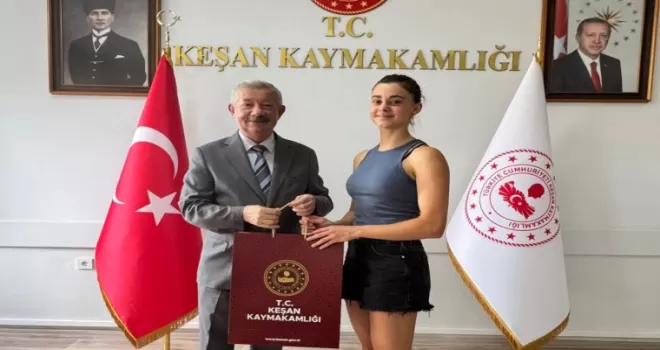 Kaymakam Mercan, LGS Türkiye birincisisini makamında ağırladı