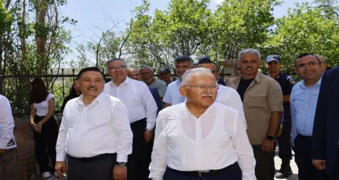 Kayseri Büyükşehir’den Melikbaşı Türbesi’ne restorasyon