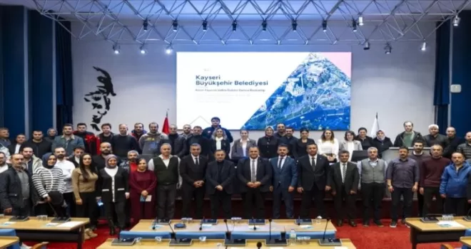 Kayseri Büyükşehir’den personeline eğitim yağmuru