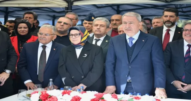 Kayseri’de “29 Ekim Katlı Kavşağı” protokolü hizmete açıldı