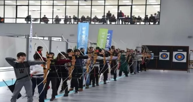 Kayseri’de spor okullarında yaz dönemi başladı